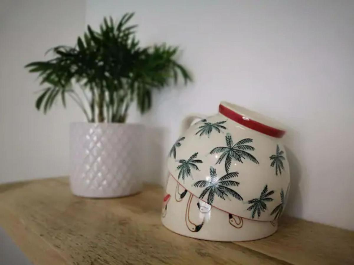 The Little House, Boutique Home Near The Sea 치체스터 외부 사진